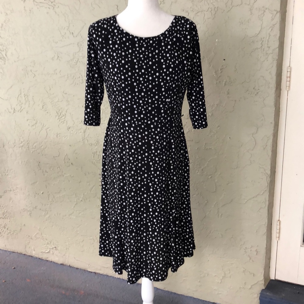 Women’s Size 10 Jessica Howard Black/White Dress